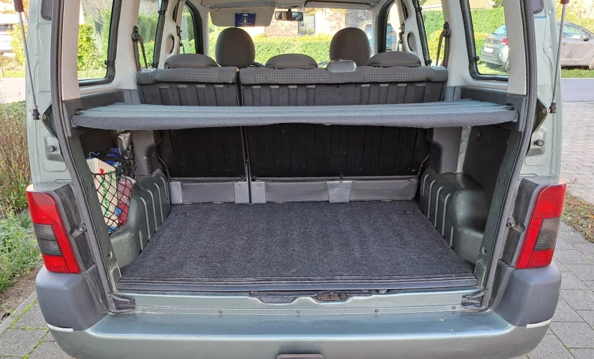 Peugeot Partner 2005 Gasoline Manual Image 13