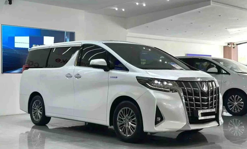 Toyota Alphard 2021 Hybrid Electric/Gasoline Automatic Image 1