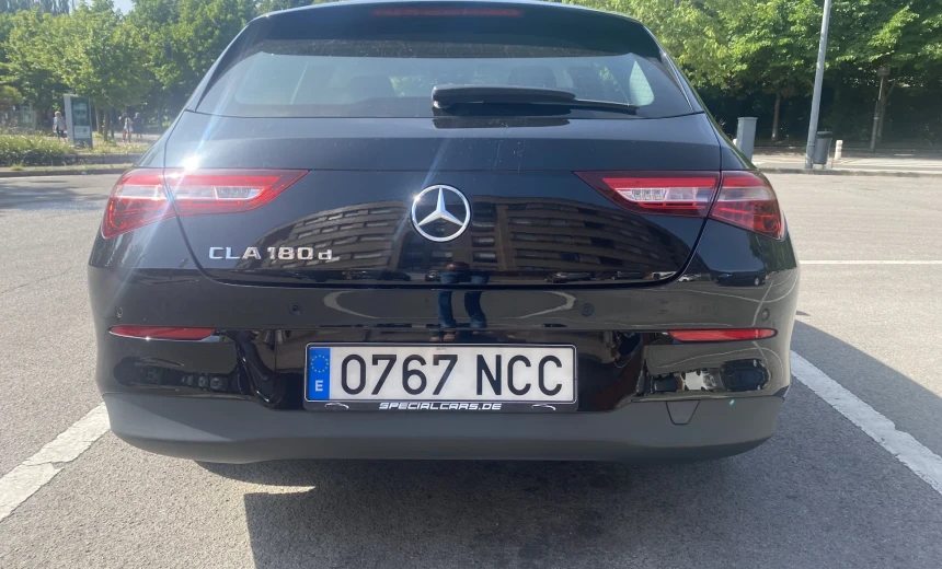 Mercedes-Benz CLA 180 2020 Hybrid Electric/Diesel Automatic Image 2