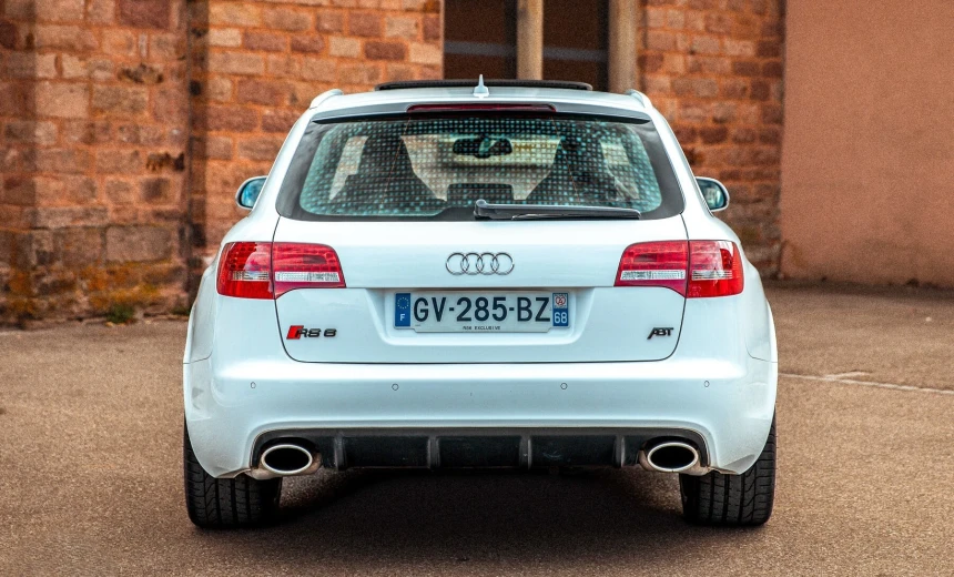 Audi RS6 2009 Gasoline Automatic Image 2