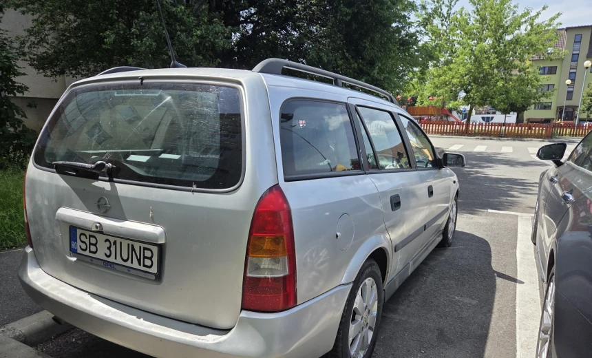 Opel Astra 2003 Diesel Manual Image 7
