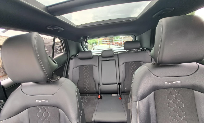 Kia Sportage 2022 Hybrid Electric/Gasoline Automatic Image 15