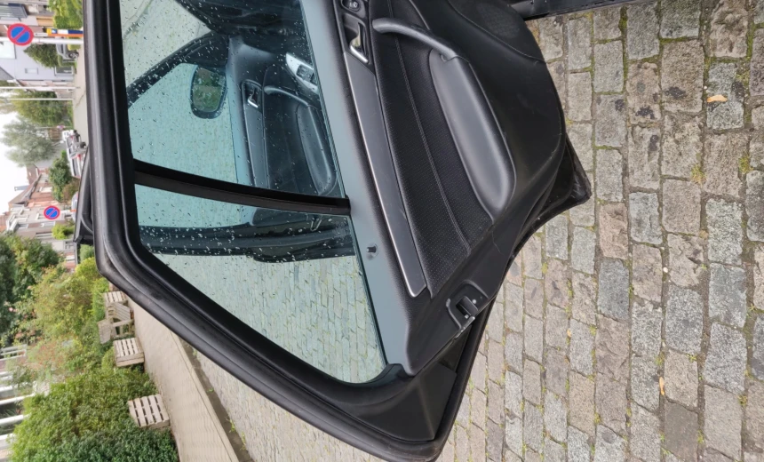 Mercedes-Benz C 200 2004 Diesel Manual Image 14