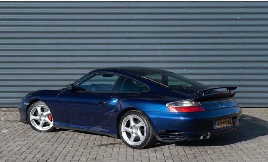 Porsche 996 2001 Gasoline Automatic Image 2