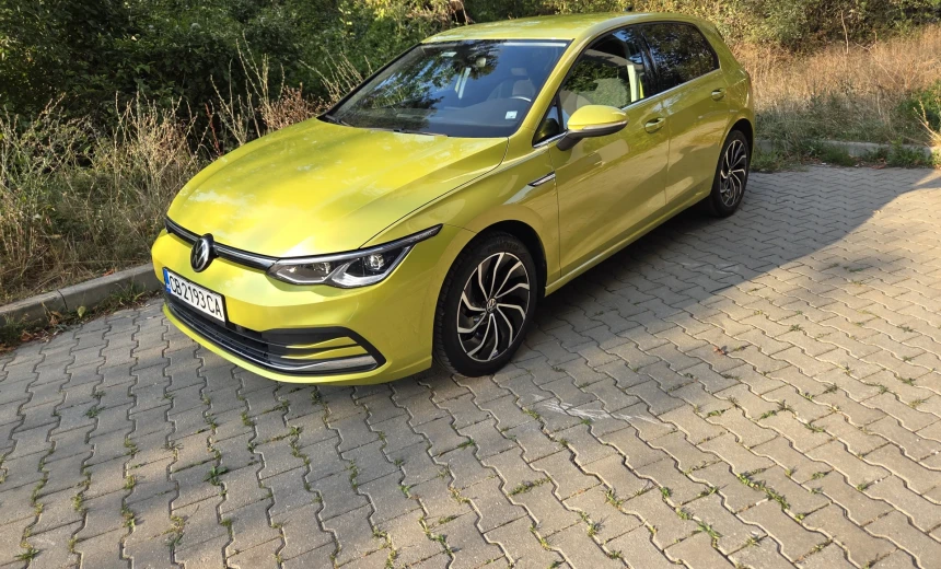 Volkswagen Golf 2020 Gasoline Automatic Image 0