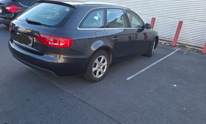 Audi A4 2010 Diesel Manual Image 0