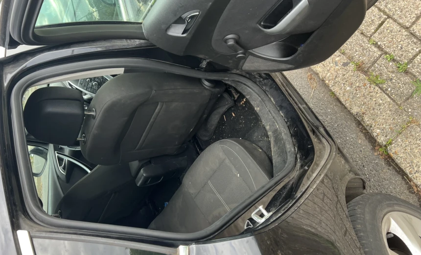 Opel Astra 2011 Diesel Manual Image 2