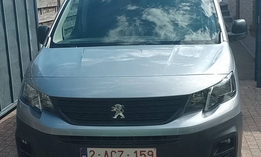 Peugeot Partner 2021 Gasoline Automatic Image 6