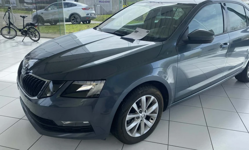 Skoda Octavia 2018 Diesel Automatic Image 6