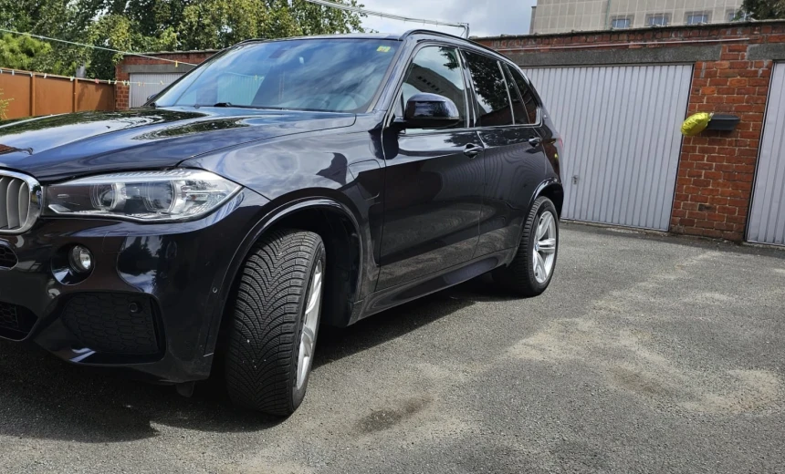 BMW X5 2018 Hybrid Electric/Gasoline Automatic Image 0