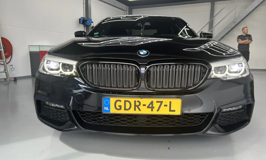 BMW 530 2018 Hybrid Electric/Gasoline Automatic Image 4