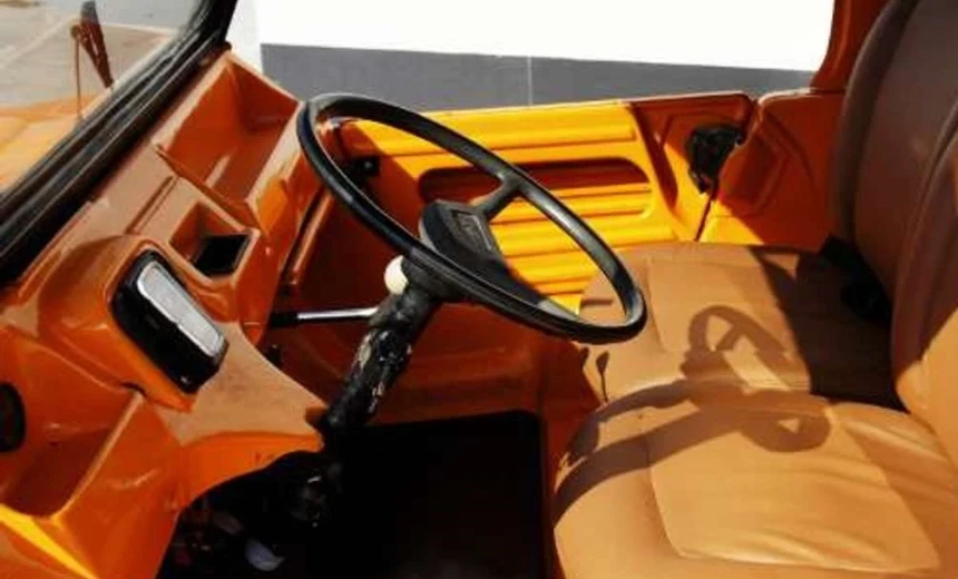 Citroen 2CV 1982 Gasoline Manual Image 3