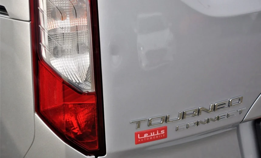 Ford Tourneo Connect 2018 Diesel Automatic Image 17