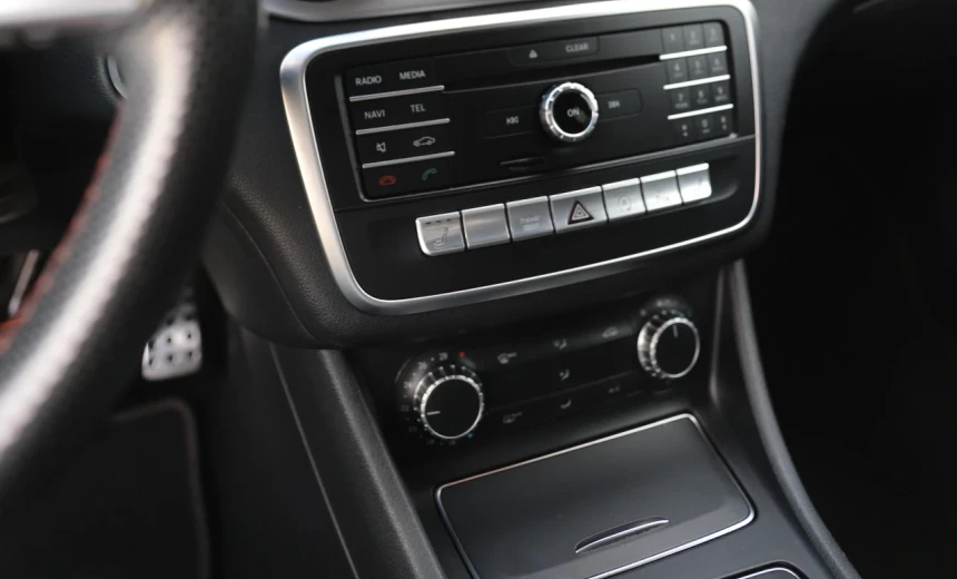 Mercedes-Benz CLA 180 2017 Diesel Automatic Image 5