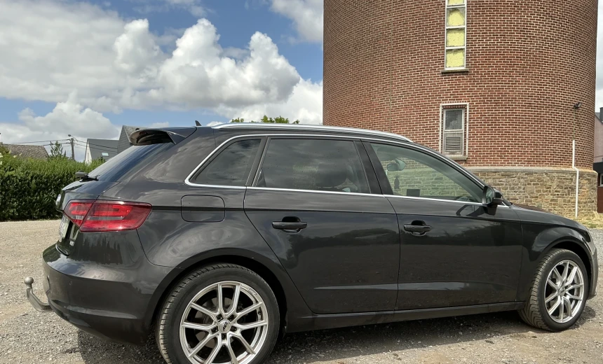 Audi A3 2014 Gasoline Manual Image 3