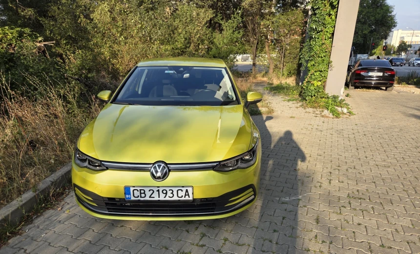 Volkswagen Golf 2020 Gasoline Automatic Image 2