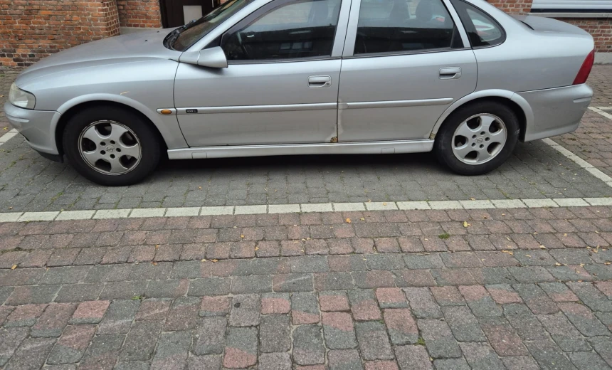 Opel Vectra 2000 Gasoline Manual Image 0