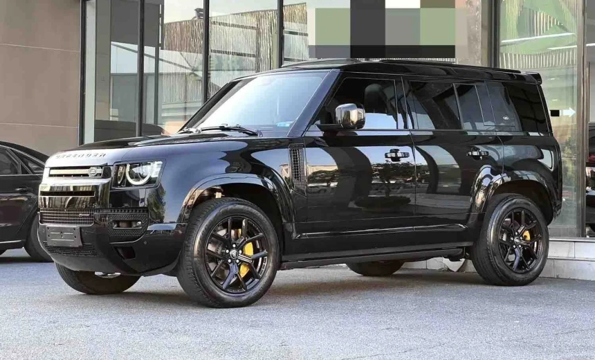 Land Rover Defender 2023 Gasoline Automatic Image 0