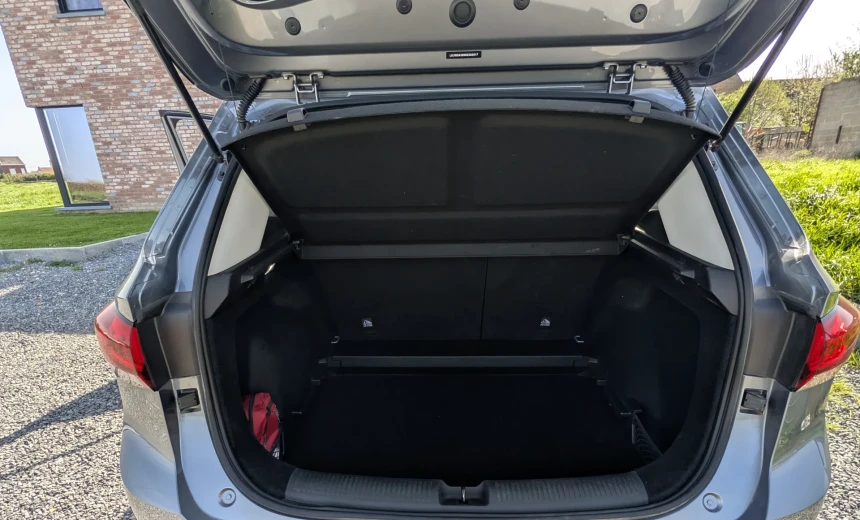 MG ZS 2025 Hybrid Electric/Gasoline Automatic Image 7