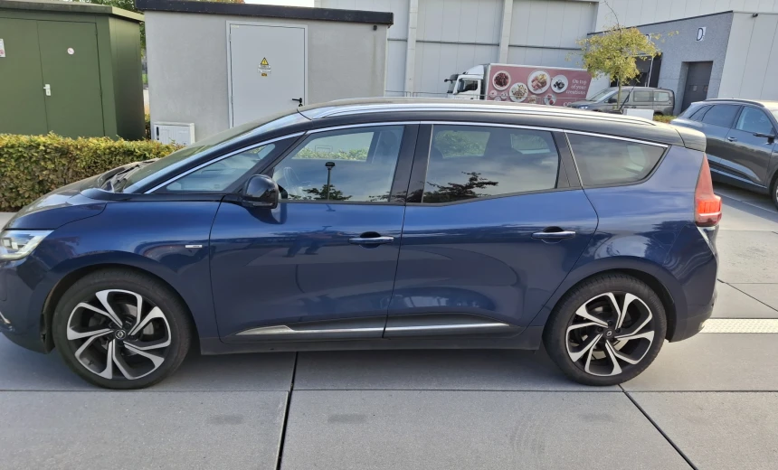Renault Grand Scenic 2018 Diesel Automatic Image 10
