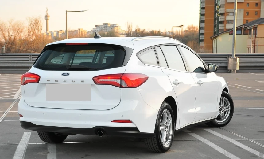 Ford Focus 2020 Diesel Automatic Image 3