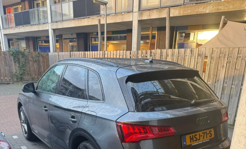 Audi Q5 2020 Hybrid Electric/Gasoline Automatic Image 10