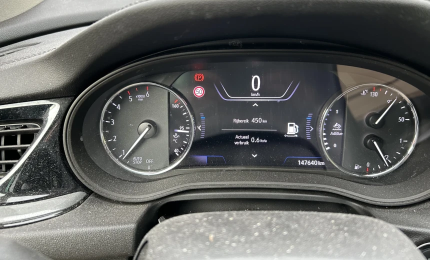 Opel Insignia 2019 Diesel Manual Image 12