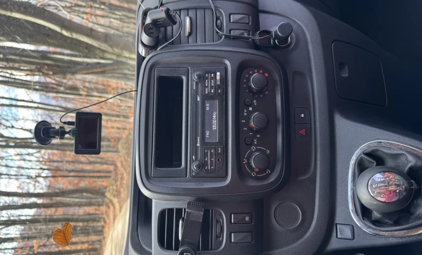 Opel Vivaro 2016 Diesel Manual Image 6