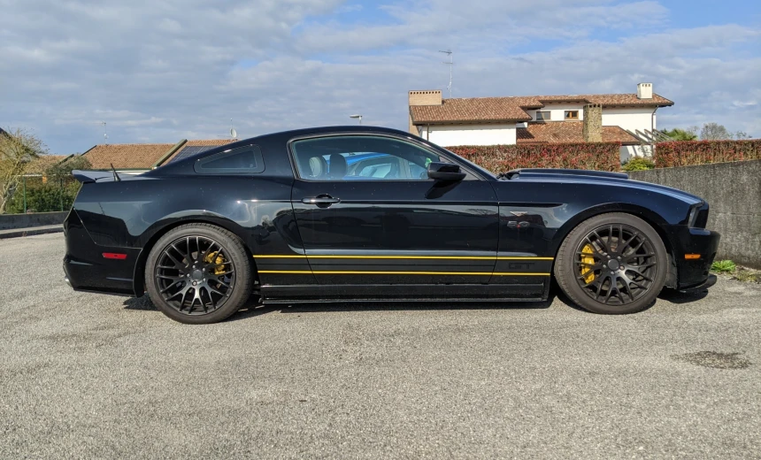 Ford Mustang 2013 Gasoline Automatic Image 1