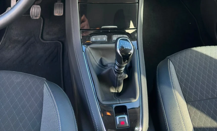 Opel Grandland X 2019 Gasoline Manual Image 7
