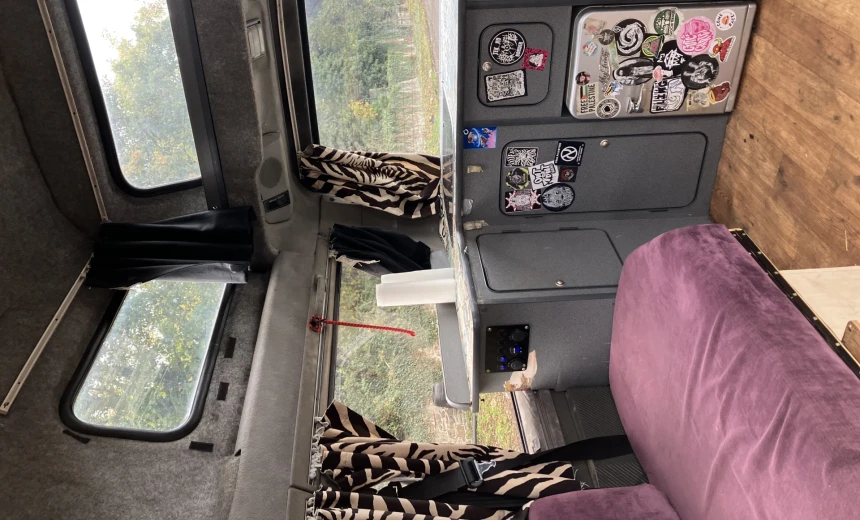 Mitsubishi Delica 1991 Diesel Automatic Image 7