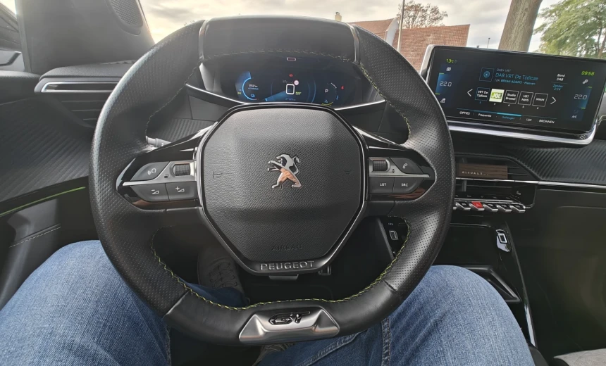 Peugeot e-2008 2021 Electric Automatic Image 11