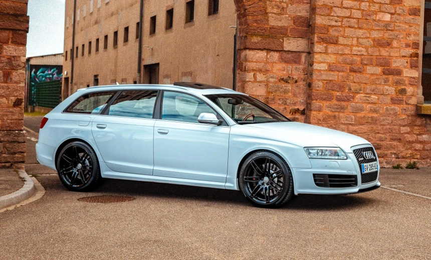 Audi RS6 2009 Gasoline Automatic Image 0