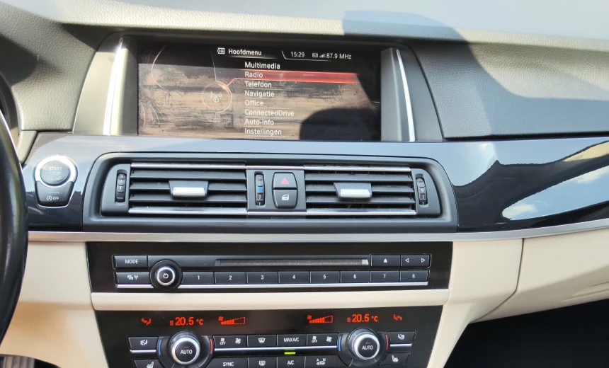 BMW 518 2016 Diesel Manual Image 11