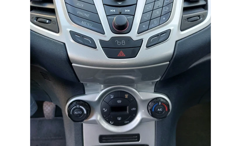 Ford Focus 2013 Gasoline Manual Image 4