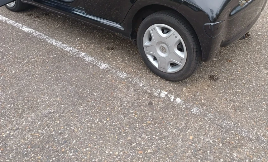 Toyota Aygo 2008 Gasoline Manual Image 8