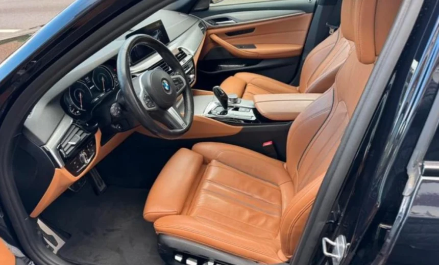 BMW 530 2018 Hybrid Electric/Gasoline Automatic Image 5