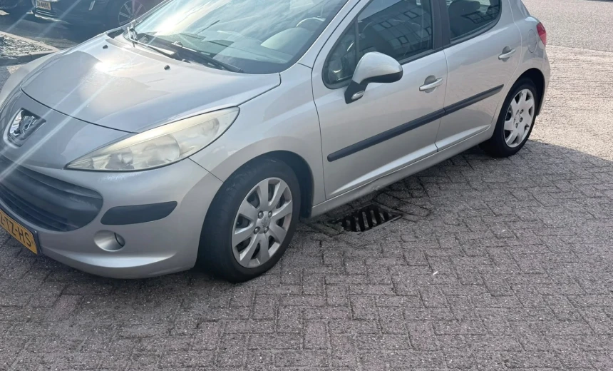 Peugeot 207 2007 Gasoline Automatic Image 1