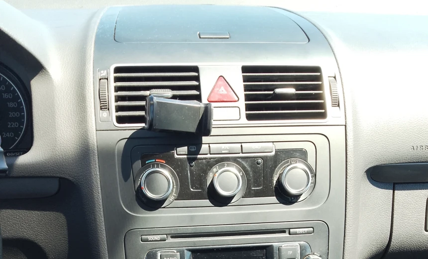 Volkswagen Touran 2014 Diesel Manual Image 8