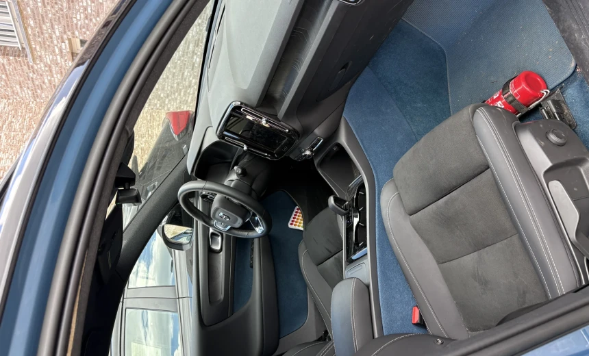 Volvo XC40 2022 Electric Automatic Image 12