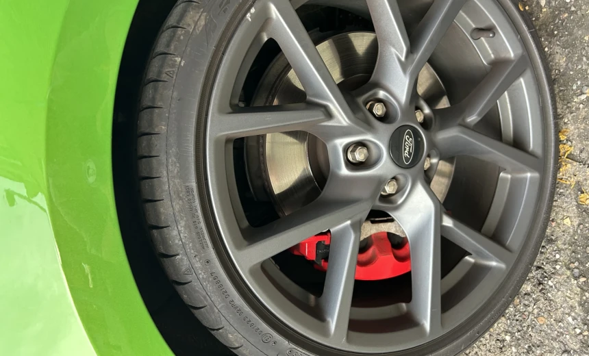 Ford Focus 2023 Gasoline Manual Image 13