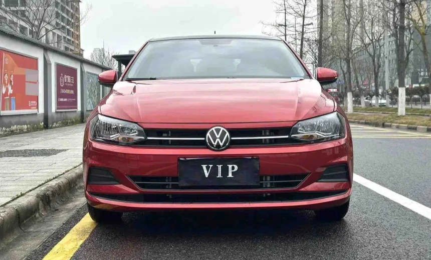 Volkswagen Polo Plus 2023 Gasoline Automatic Image 1