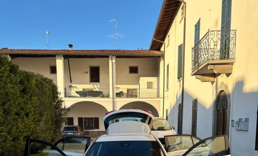 Mercedes-Benz A 250 2023 Hybrid Electric/Gasoline Automatic Image 8