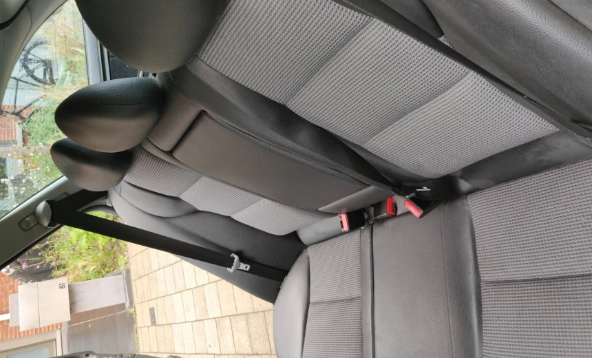 Mercedes-Benz C 200 2004 Diesel Manual Image 16