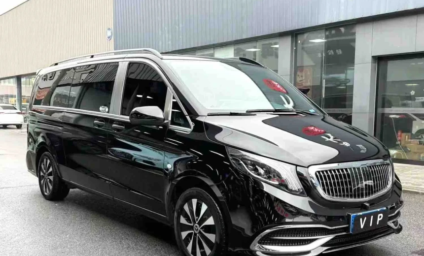 Mercedes-Benz Vito 2023 Gasoline Automatic Image 2