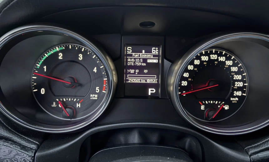 Jeep Grand Cherokee 2011 Diesel Automatic Image 1