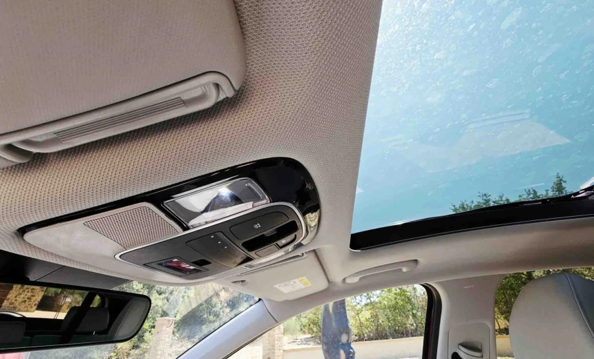 Hyundai Tucson 2021 Hybrid Electric/Gasoline Automatic Image 12