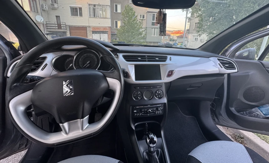 Citroen DS3 2011 Gasoline Manual Image 7