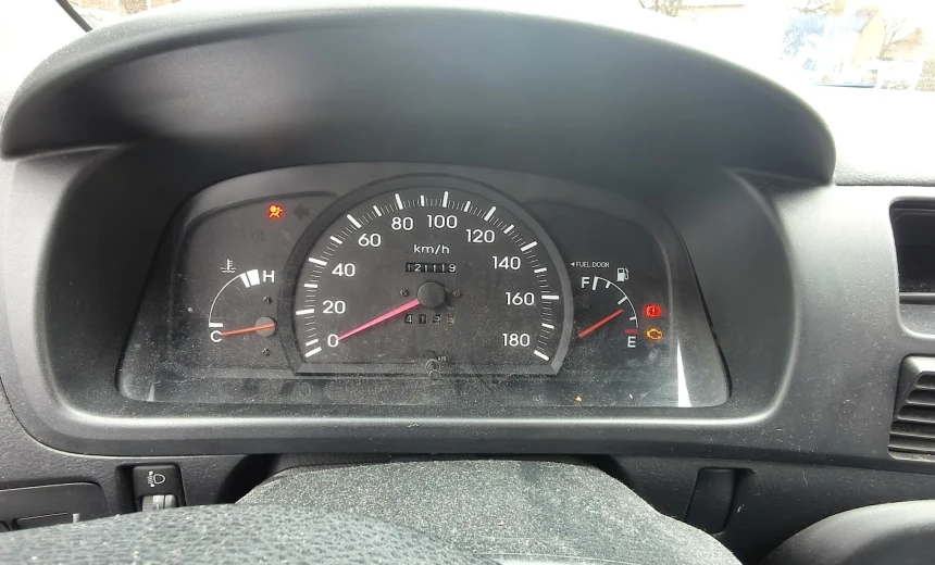 Daihatsu Cuore 2003 Gasoline Manual Image 4