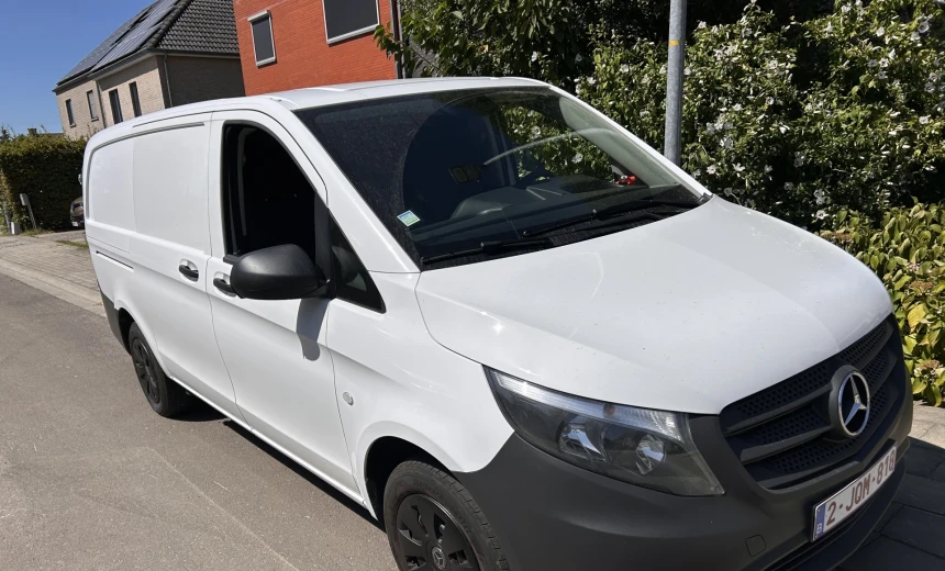 Mercedes-Benz Vito 2022 Diesel Automatic Image 1
